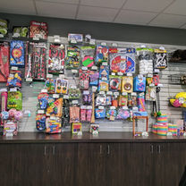 Win big with crane games and prizes—arcade excitement lives here at The Fun Lab in Blaine.